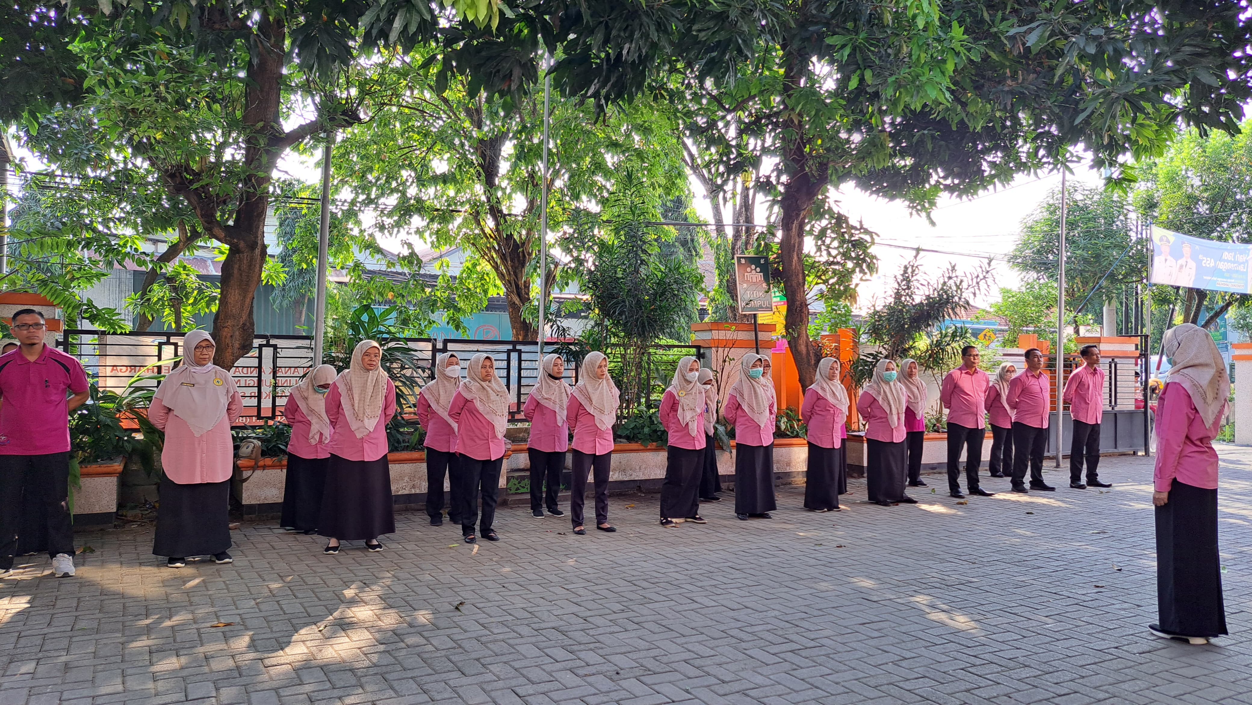 KEGIATAN APEL PUSKESMAS LAMONGAN SENIN TGL 27 MEI 2024