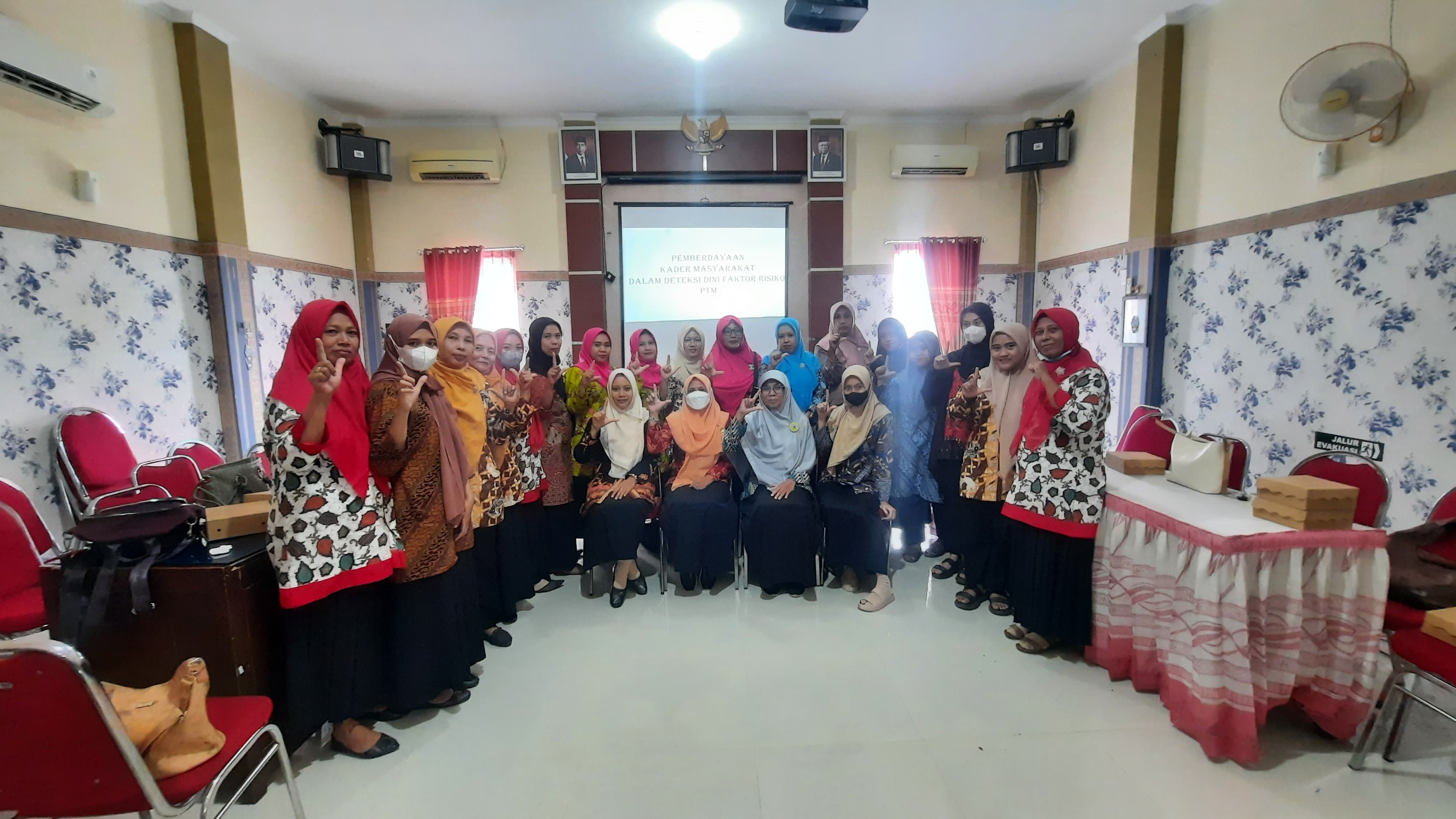 PEMBERDAYAAN KADER PENYAKIT TIDAK MENULAR